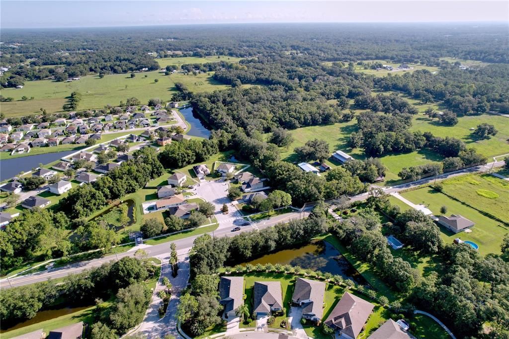 For Sale: $370,000 (2 beds, 2 baths, 1557 Square Feet)