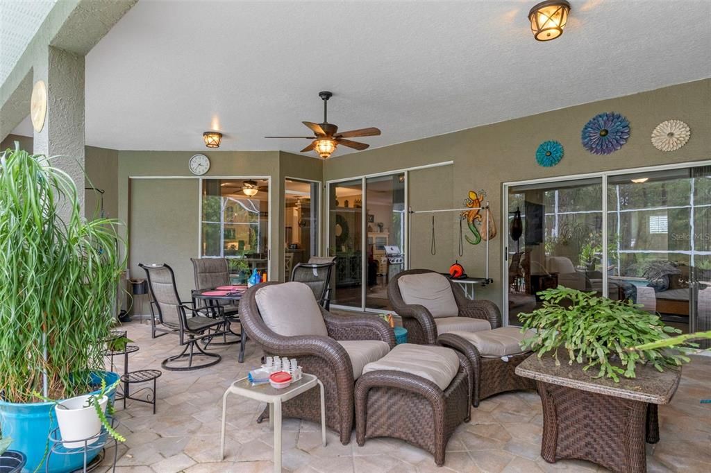 Active With Contract: $499,900 (3 beds, 2 baths, 2196 Square Feet)