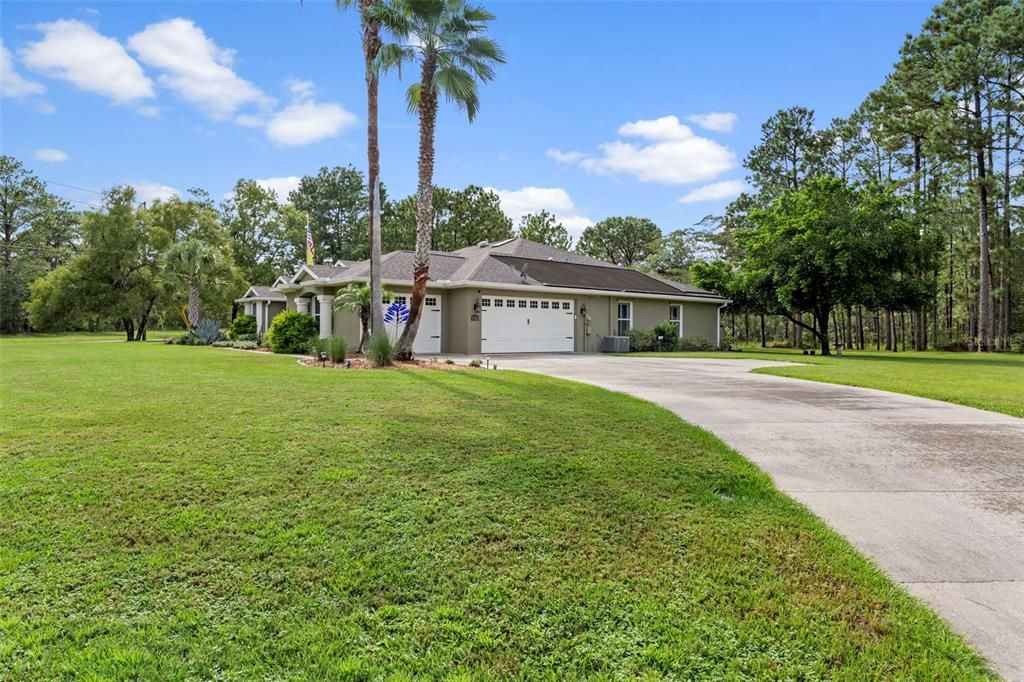 Active With Contract: $499,900 (3 beds, 2 baths, 2196 Square Feet)