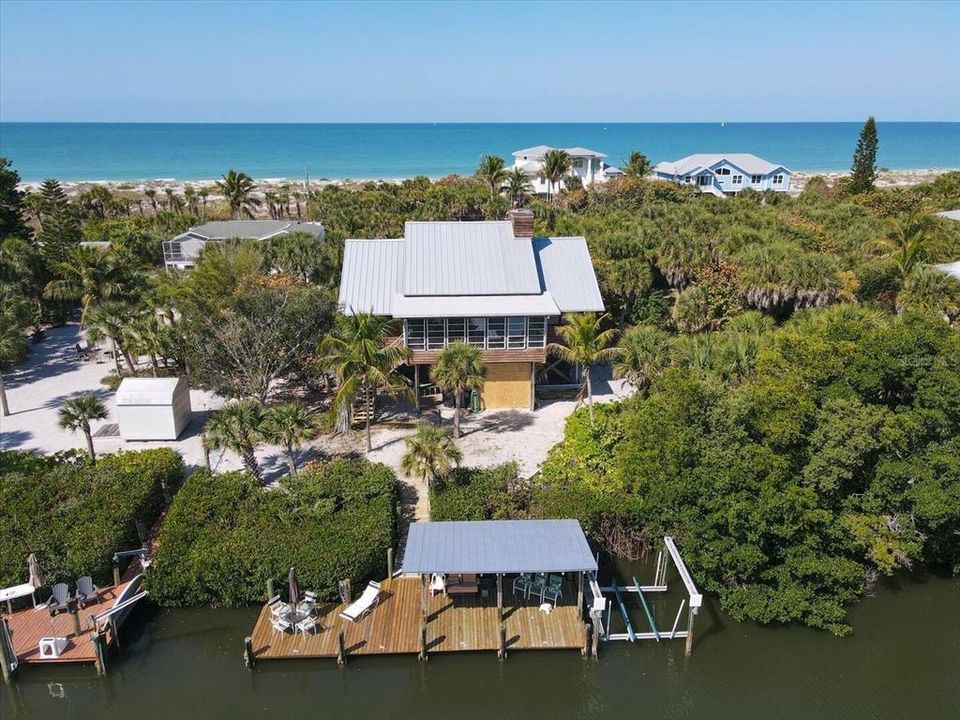 Недавно продано: $1,695,000 (4 спален, 2 ванн, 2400 Квадратных фут)