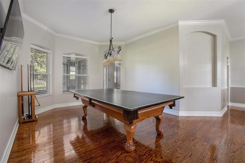 待售: $689,000 (4 贝兹, 2 浴室, 2408 平方英尺)