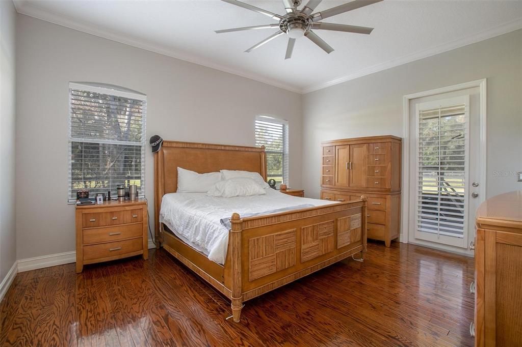 待售: $689,000 (4 贝兹, 2 浴室, 2408 平方英尺)