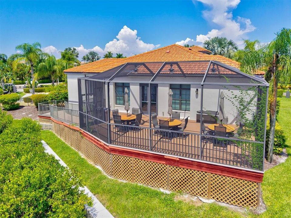 合同活跃: $880,000 (4 贝兹, 3 浴室, 2092 平方英尺)