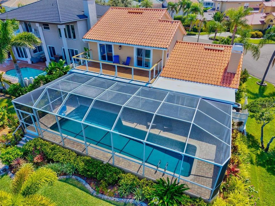 合同活跃: $880,000 (4 贝兹, 3 浴室, 2092 平方英尺)