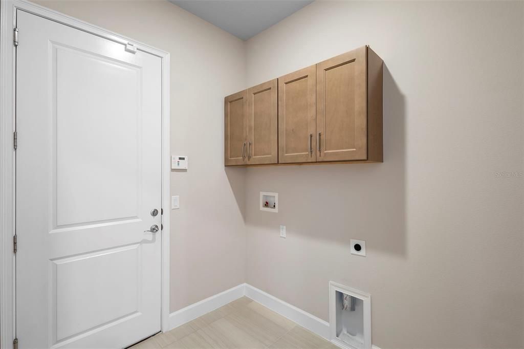 合同活跃: $394,000 (2 贝兹, 2 浴室, 1529 平方英尺)