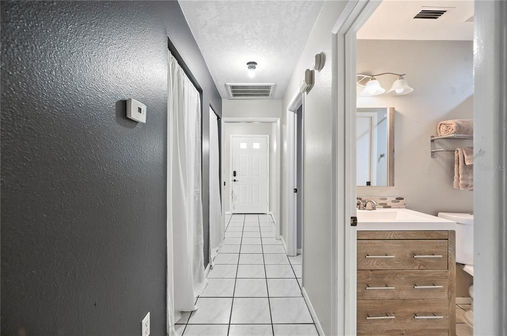 Activo con contrato: $264,500 (2 camas, 2 baños, 1380 Pies cuadrados)