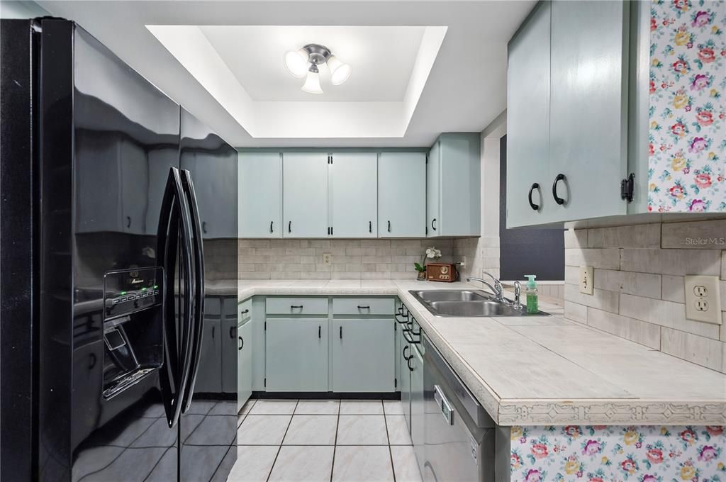 Activo con contrato: $264,500 (2 camas, 2 baños, 1380 Pies cuadrados)