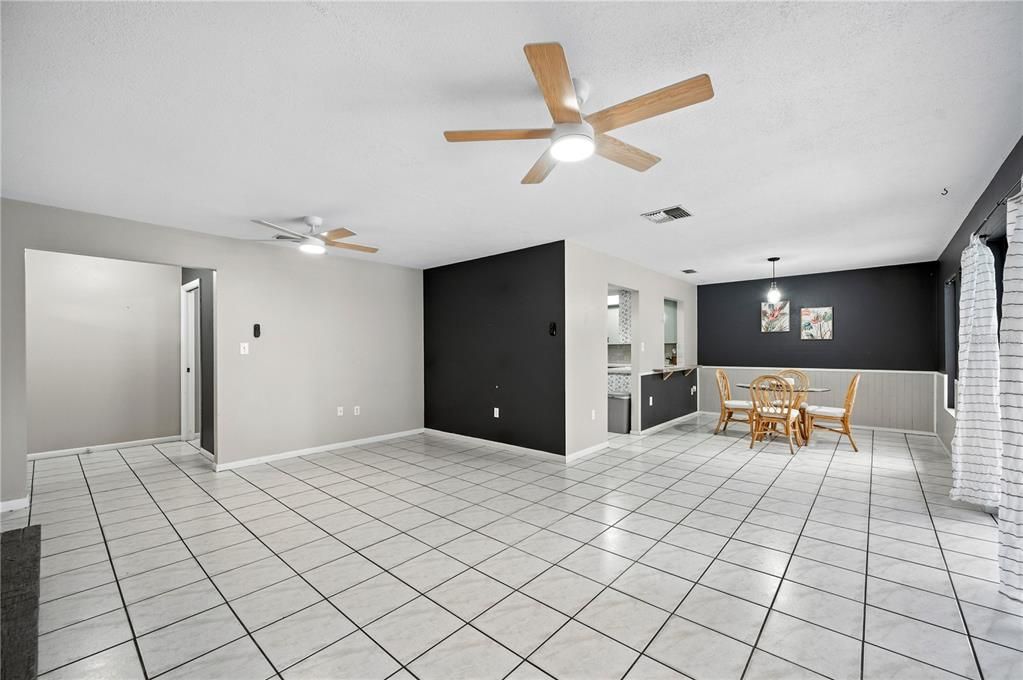 Activo con contrato: $264,500 (2 camas, 2 baños, 1380 Pies cuadrados)