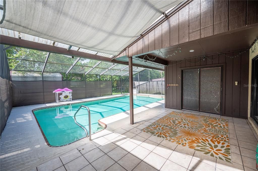 Activo con contrato: $264,500 (2 camas, 2 baños, 1380 Pies cuadrados)