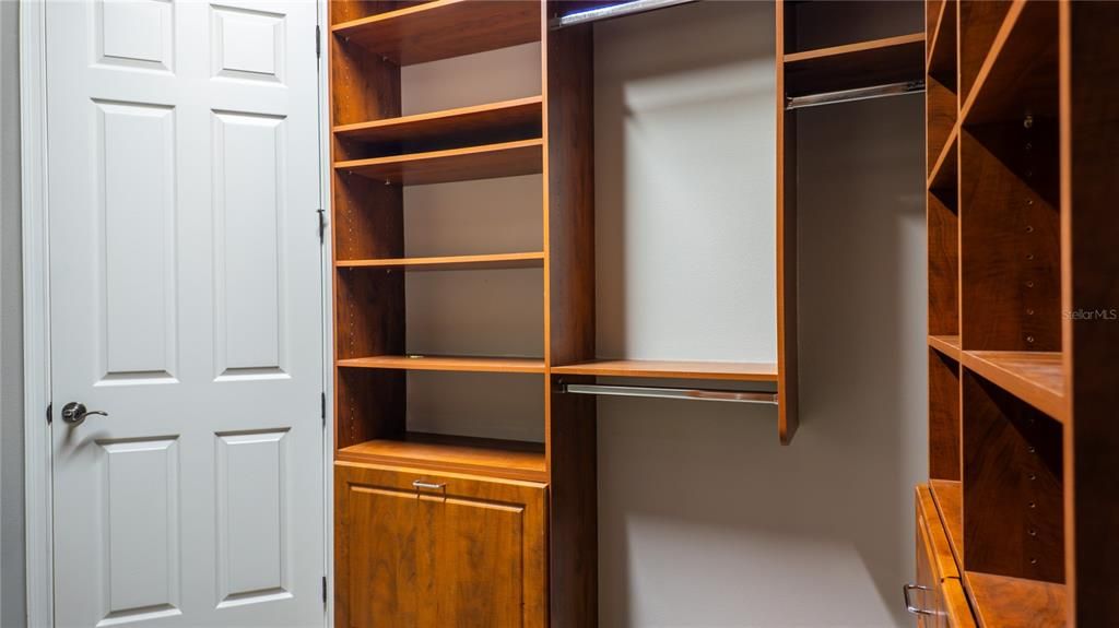 En Venta: $875,000 (4 camas, 3 baños, 3041 Pies cuadrados)