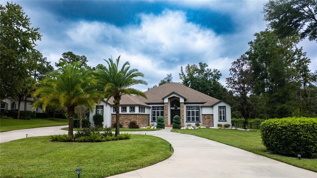 En Venta: $875,000 (4 camas, 3 baños, 3041 Pies cuadrados)