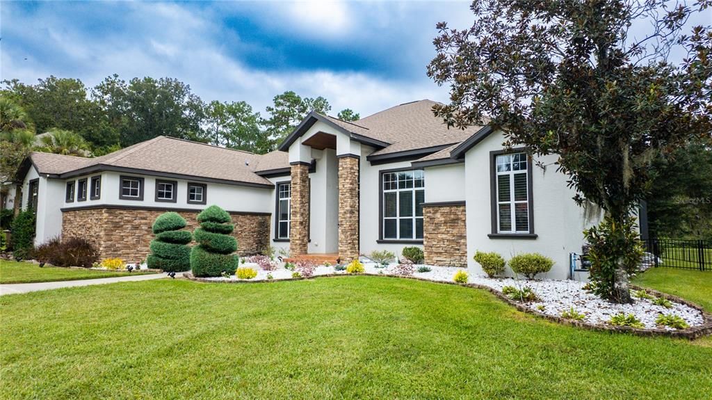 En Venta: $875,000 (4 camas, 3 baños, 3041 Pies cuadrados)