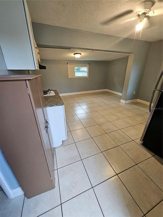 For Rent: $1,100 (0 beds, 1 baths, 140 Square Feet)