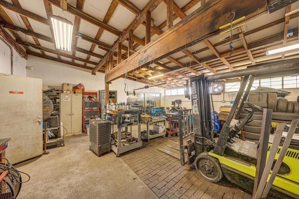 待售: $1,400,000 (0 贝兹, 0 浴室, 8100 平方英尺)