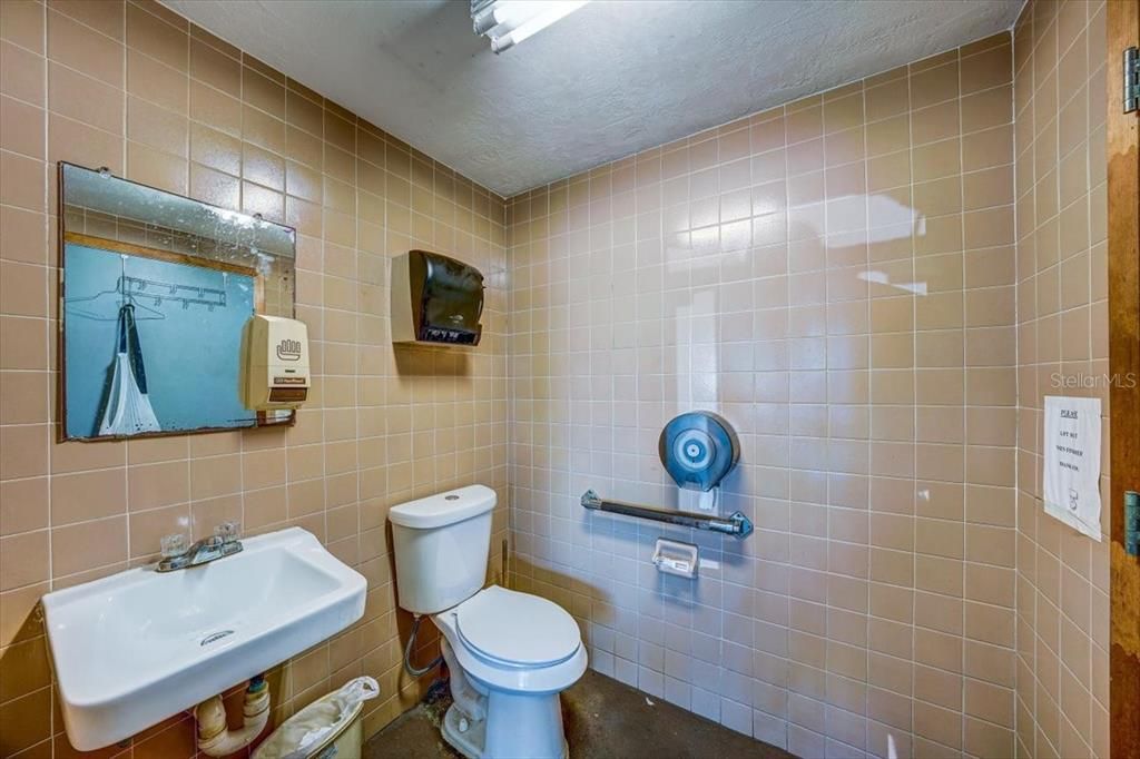 待售: $1,400,000 (0 贝兹, 0 浴室, 8100 平方英尺)