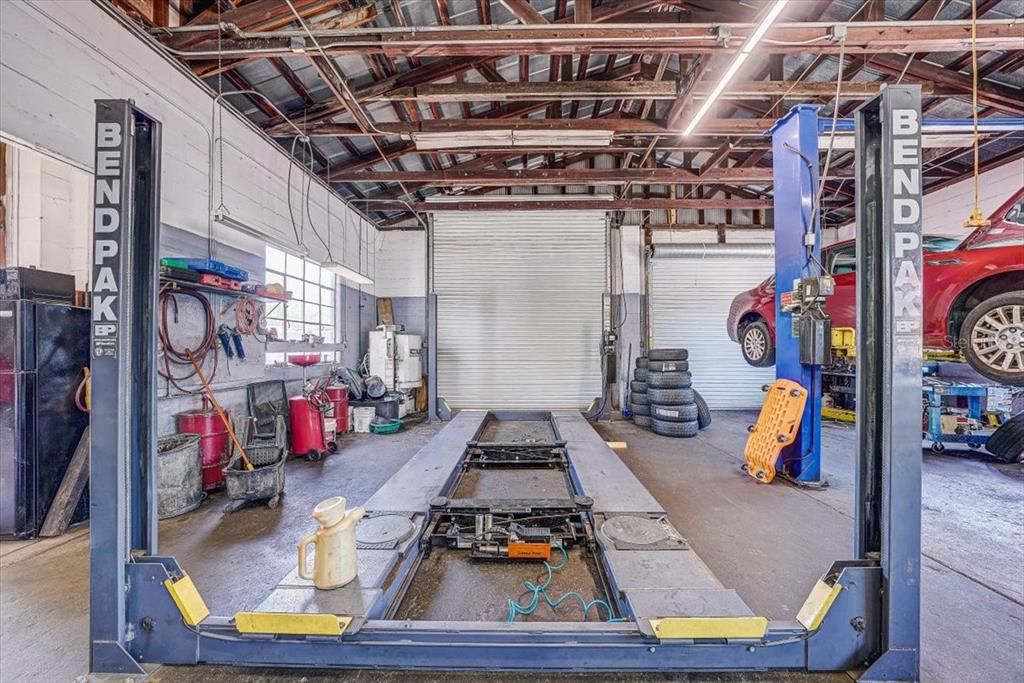 待售: $1,400,000 (0 贝兹, 0 浴室, 8100 平方英尺)