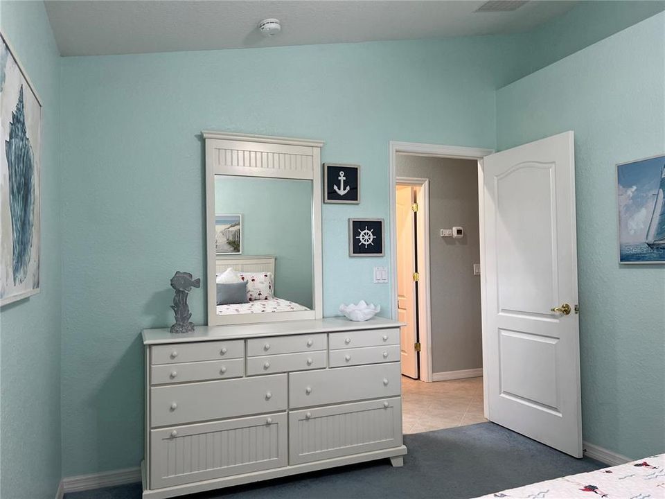 For Rent: $2,995 (3 beds, 2 baths, 1477 Square Feet)