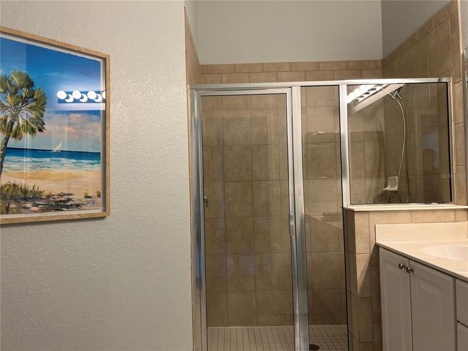 For Rent: $2,995 (3 beds, 2 baths, 1477 Square Feet)