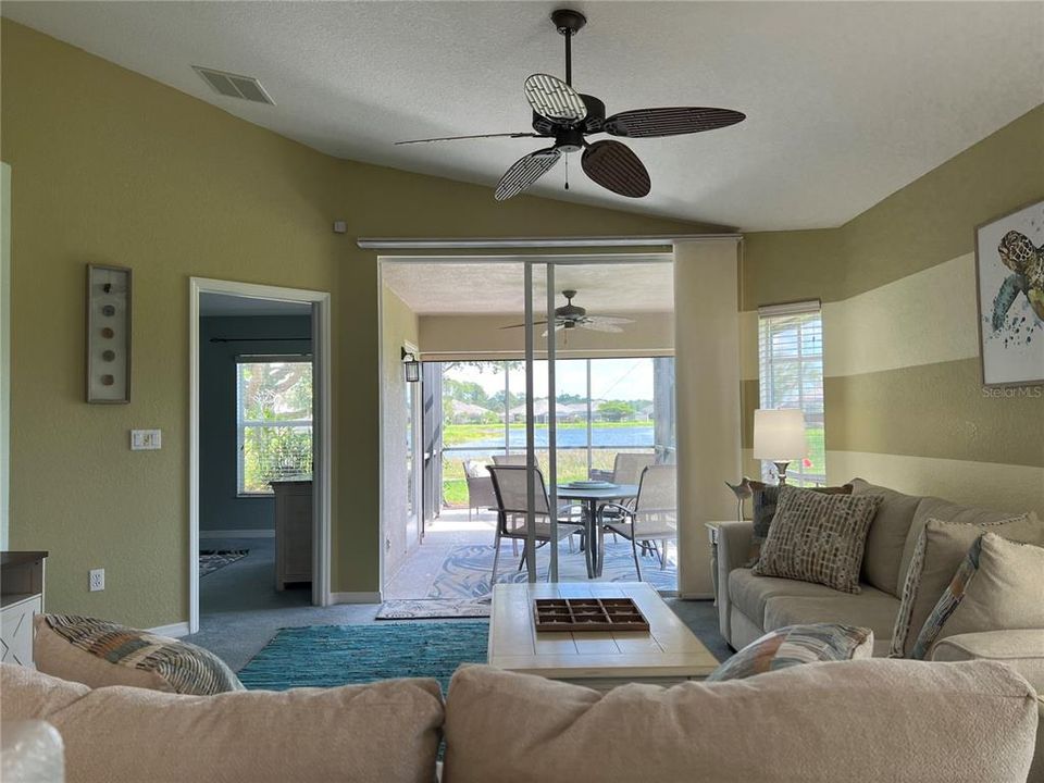 For Rent: $2,995 (3 beds, 2 baths, 1477 Square Feet)