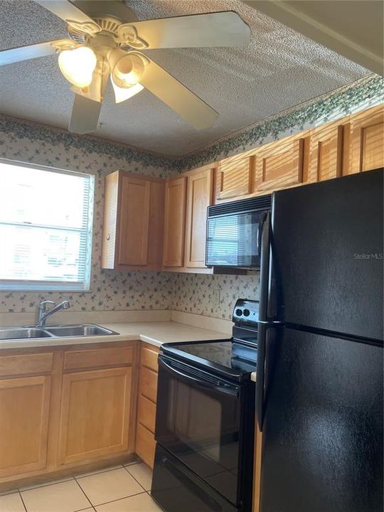 В аренду: $1,495 (2 спален, 1 ванн, 965 Квадратных фут)