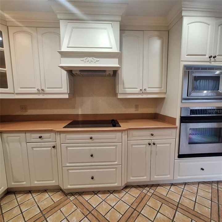 На продажу: $329,000 (3 спален, 2 ванн, 2012 Квадратных фут)