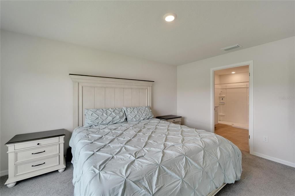 Active With Contract: $2,500 (4 beds, 2 baths, 1828 Square Feet)