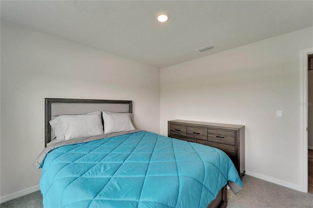 Active With Contract: $2,500 (4 beds, 2 baths, 1828 Square Feet)