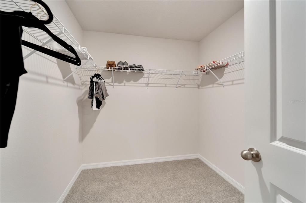 Active With Contract: $2,500 (4 beds, 2 baths, 1828 Square Feet)