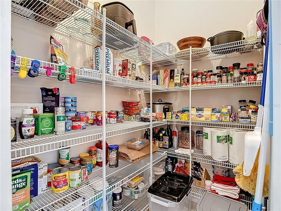 На продажу: $459,500 (3 спален, 2 ванн, 2386 Квадратных фут)