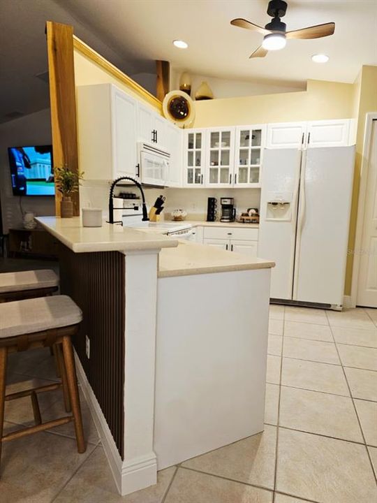 En Venta: $570,000 (3 camas, 3 baños, 1205 Pies cuadrados)