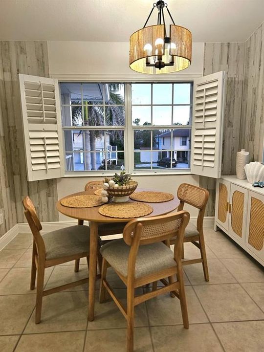 En Venta: $570,000 (3 camas, 3 baños, 1205 Pies cuadrados)