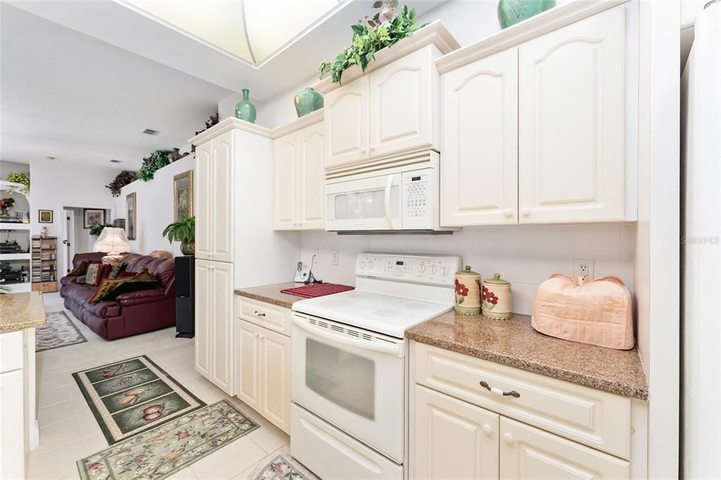 待售: $469,999 (4 贝兹, 3 浴室, 2505 平方英尺)