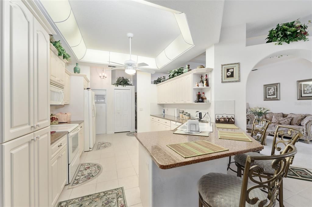 待售: $469,999 (4 贝兹, 3 浴室, 2505 平方英尺)