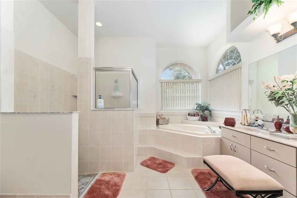 待售: $469,999 (4 贝兹, 3 浴室, 2505 平方英尺)