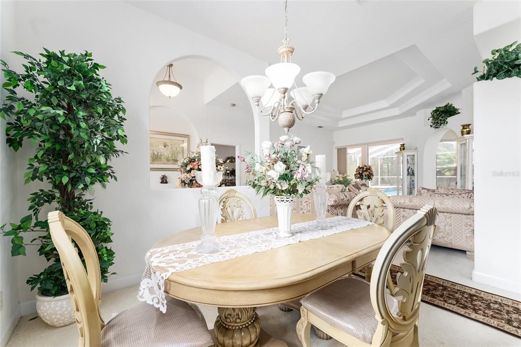 待售: $469,999 (4 贝兹, 3 浴室, 2505 平方英尺)