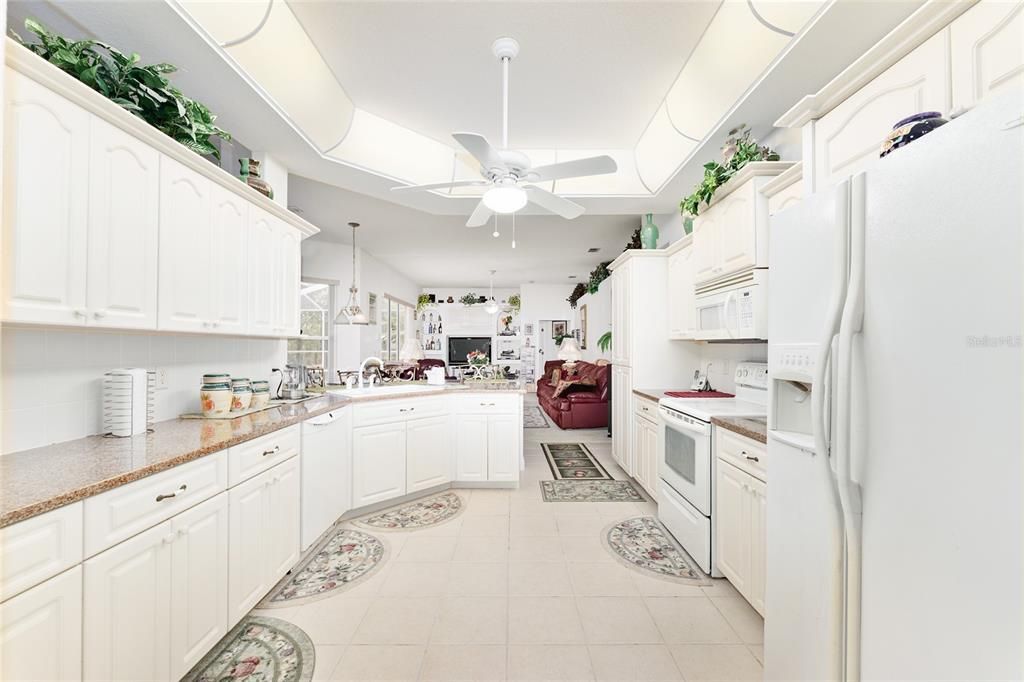 待售: $469,999 (4 贝兹, 3 浴室, 2505 平方英尺)