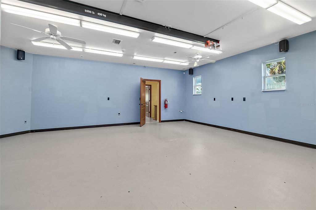 For Sale: $1,490,000 (5 beds, 5 baths, 3639 Square Feet)