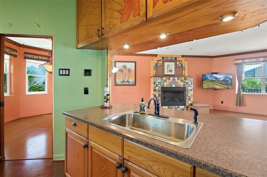 For Sale: $1,490,000 (5 beds, 5 baths, 3639 Square Feet)