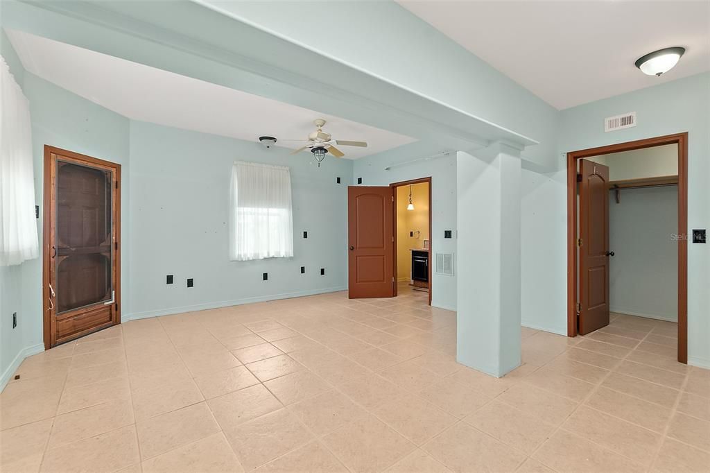 For Sale: $1,490,000 (5 beds, 5 baths, 3639 Square Feet)