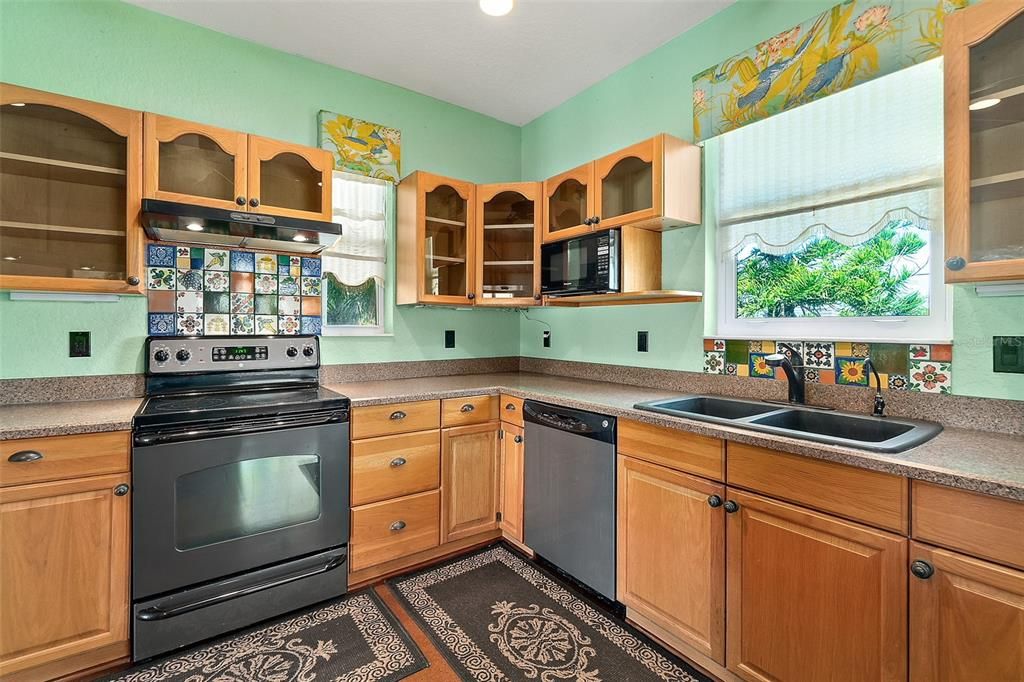 For Sale: $1,490,000 (5 beds, 5 baths, 3639 Square Feet)