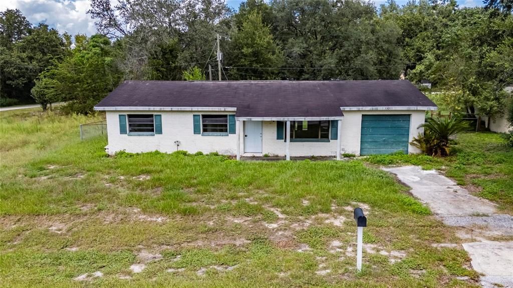 For Sale: $99,800 (3 beds, 2 baths, 1000 Square Feet)