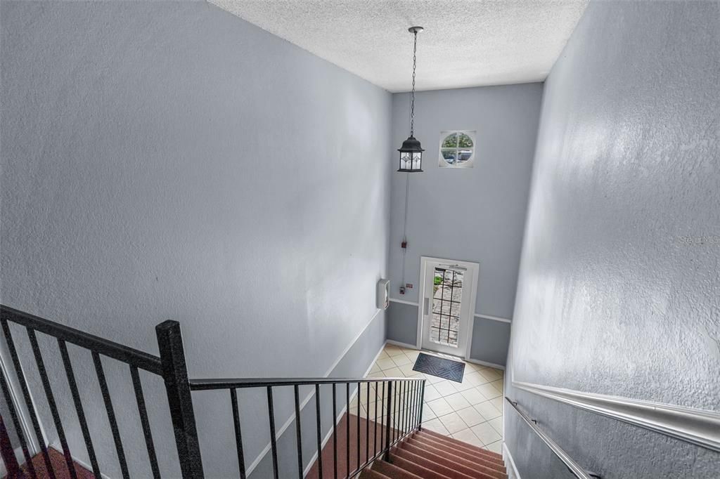 For Sale: $179,900 (2 beds, 2 baths, 953 Square Feet)