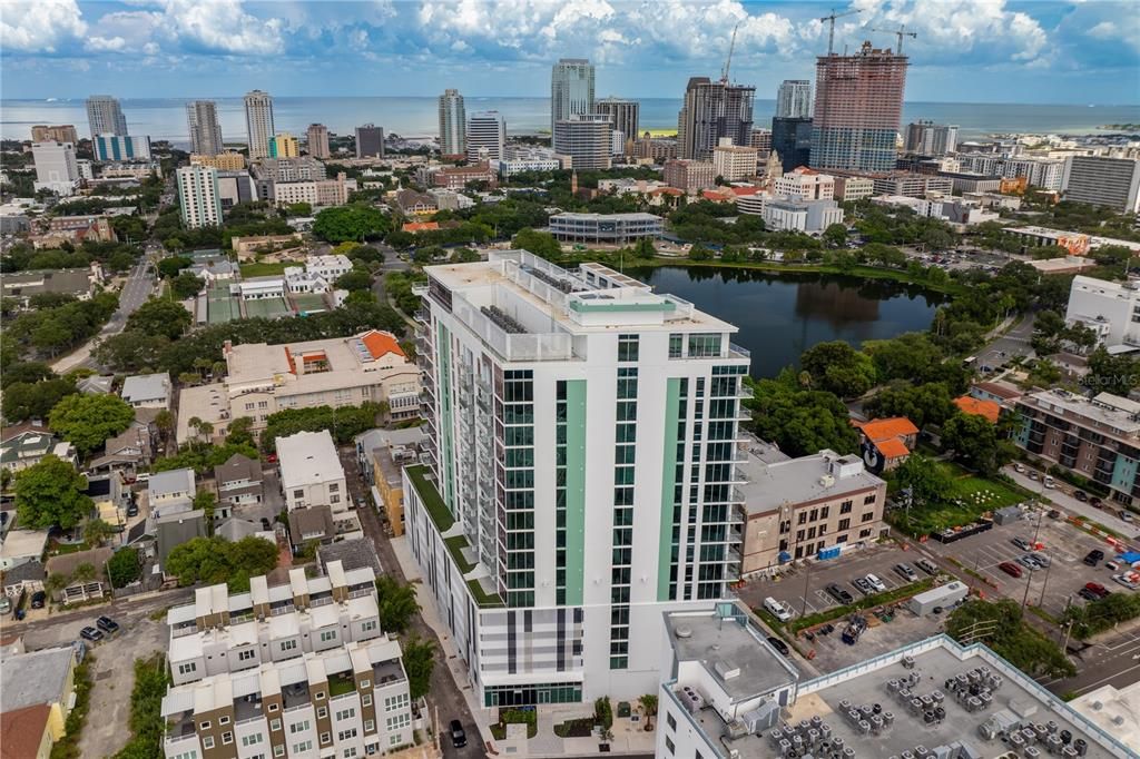 Activo con contrato: $1,295,000 (2 camas, 2 baños, 1753 Pies cuadrados)