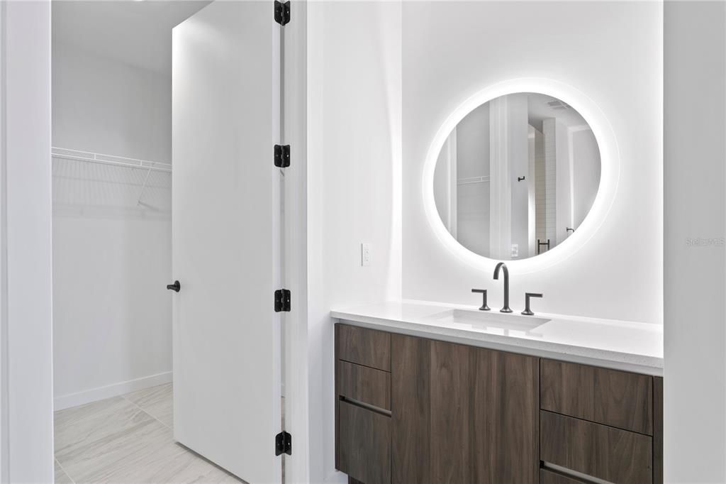 Activo con contrato: $1,295,000 (2 camas, 2 baños, 1753 Pies cuadrados)