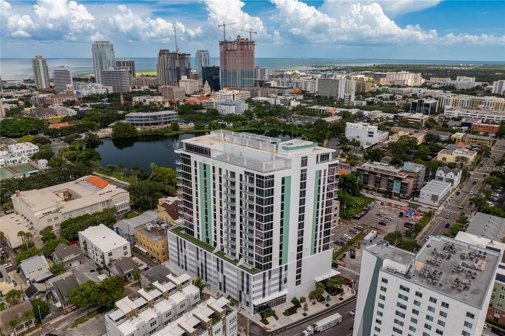 Activo con contrato: $1,295,000 (2 camas, 2 baños, 1753 Pies cuadrados)