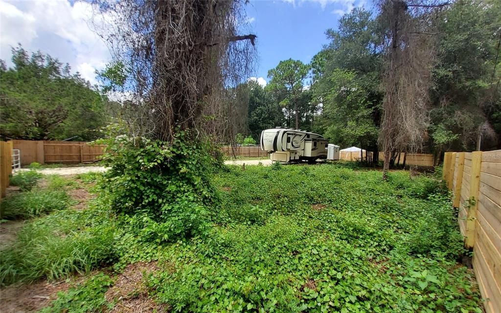 待售: $40,000 (0.22 acres)