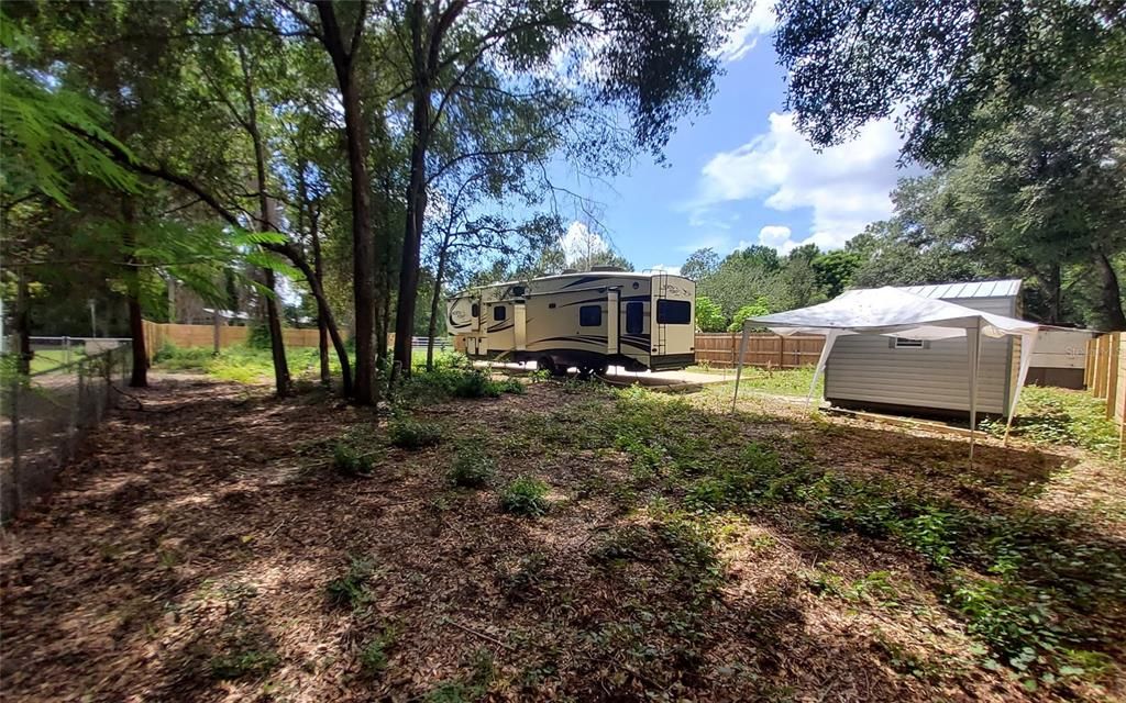 待售: $40,000 (0.22 acres)