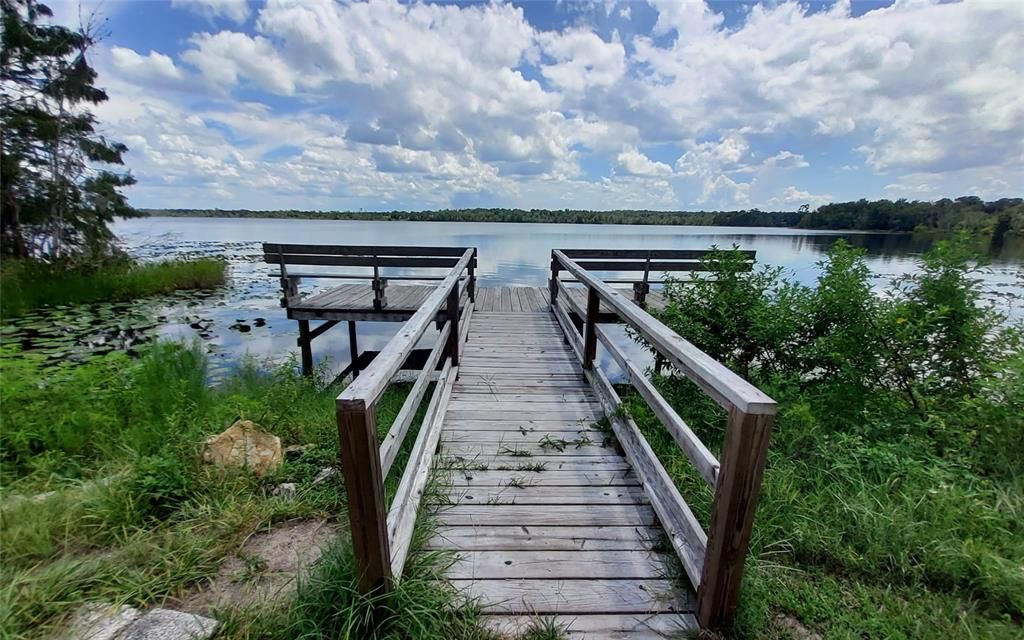 待售: $40,000 (0.22 acres)