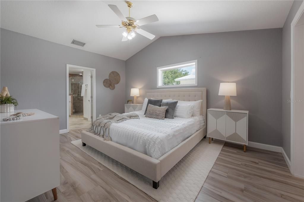 На продажу: $599,999 (3 спален, 2 ванн, 1998 Квадратных фут)