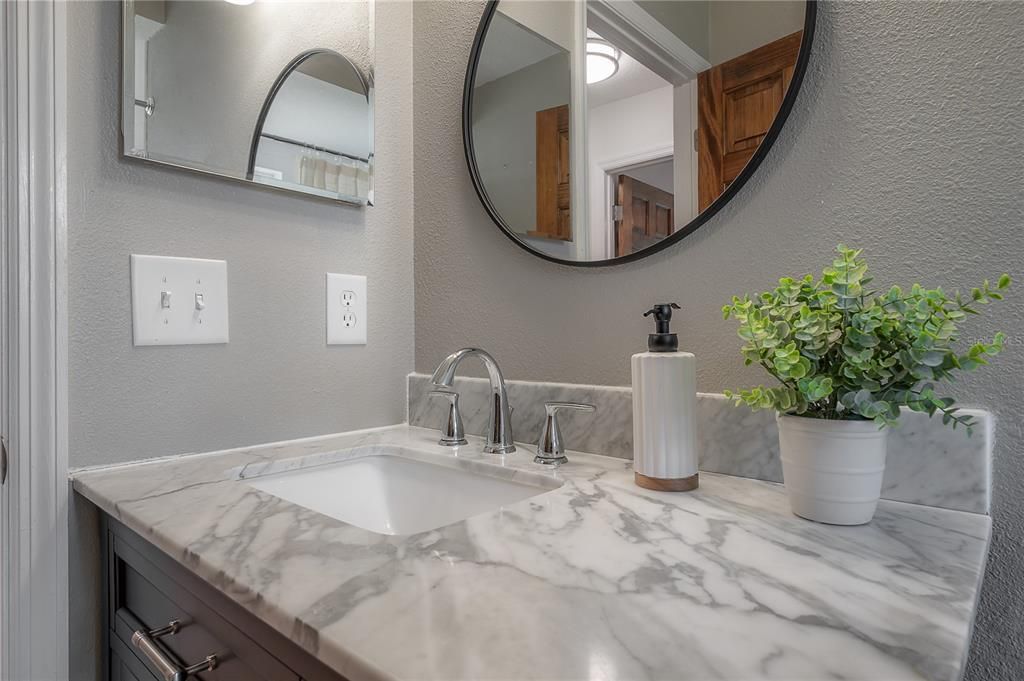 На продажу: $599,999 (3 спален, 2 ванн, 1998 Квадратных фут)